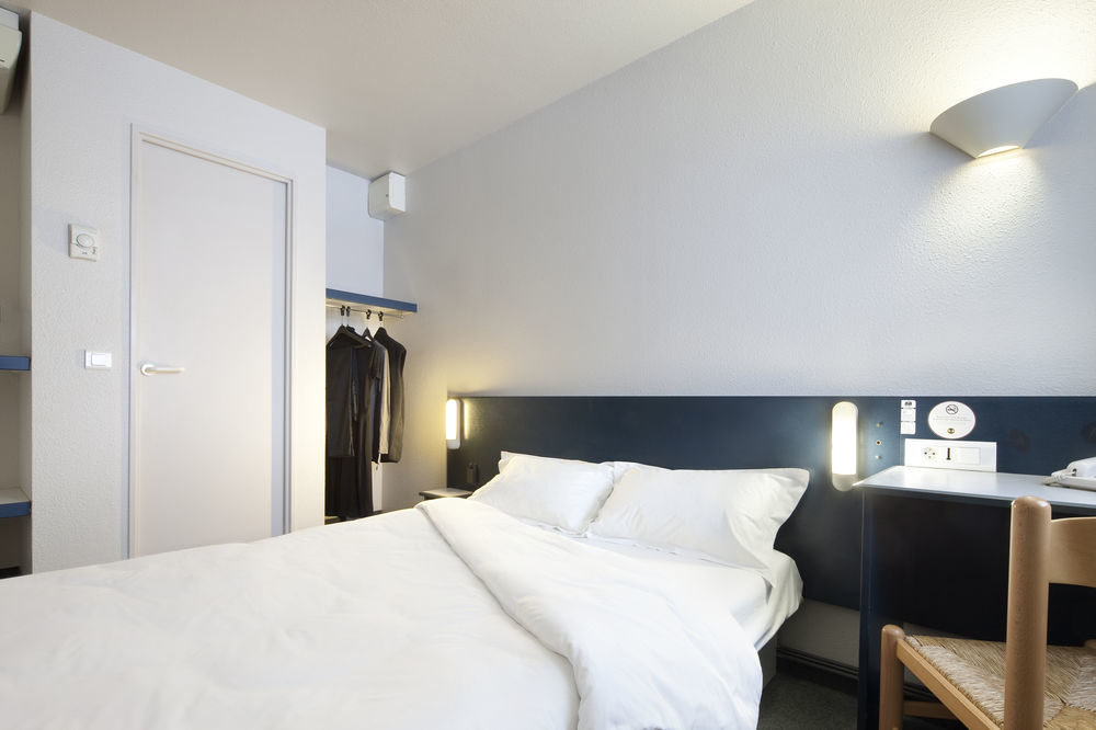 B&B Hotel Rouen Saint-Etienne-Du-Rouvray ภายนอก รูปภาพ
