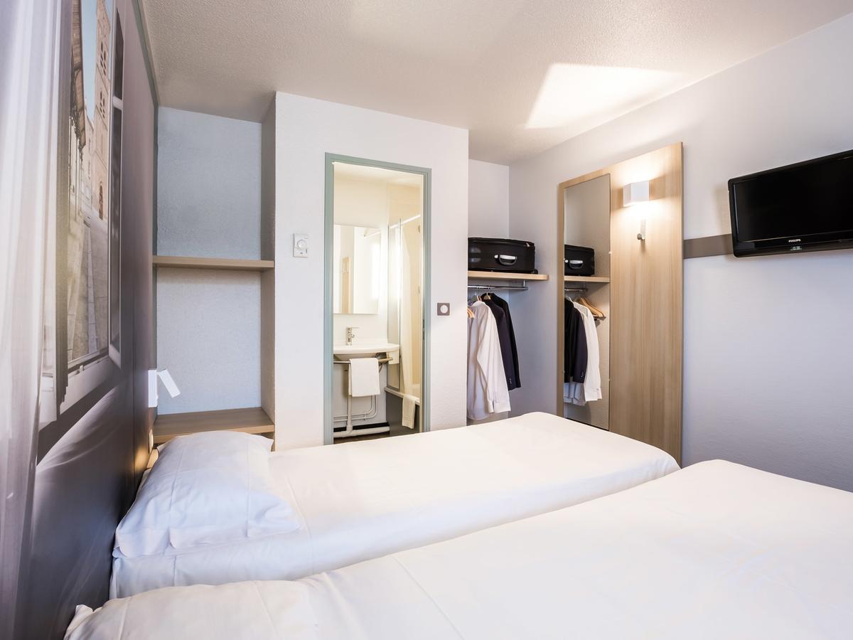 B&B Hotel Rouen Saint-Etienne-Du-Rouvray ภายนอก รูปภาพ