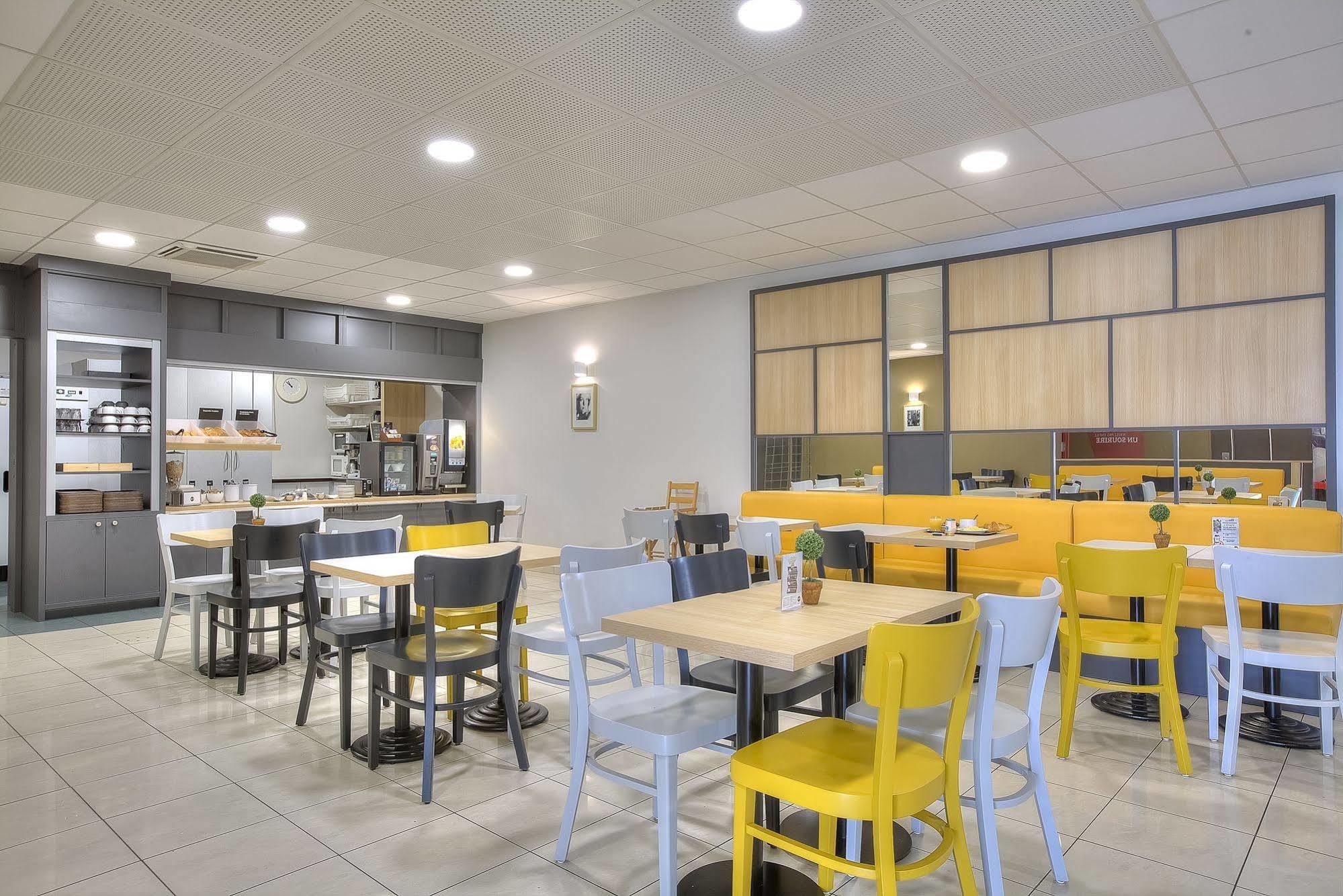 B&B Hotel Rouen Saint-Etienne-Du-Rouvray ภายนอก รูปภาพ